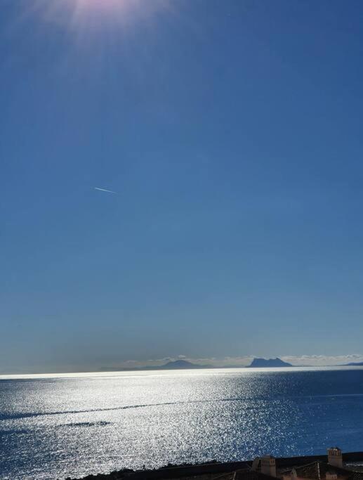 Estepona Port Beachside Apartment - Marina Bay Esterno foto