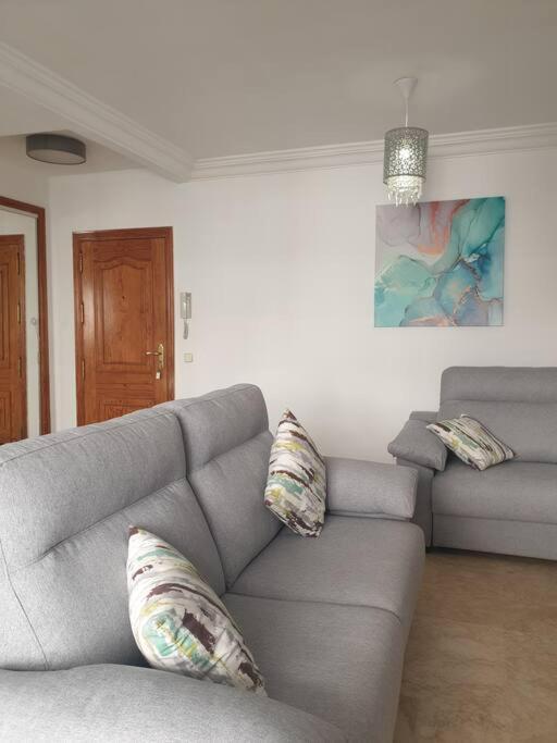 Estepona Port Beachside Apartment - Marina Bay Esterno foto